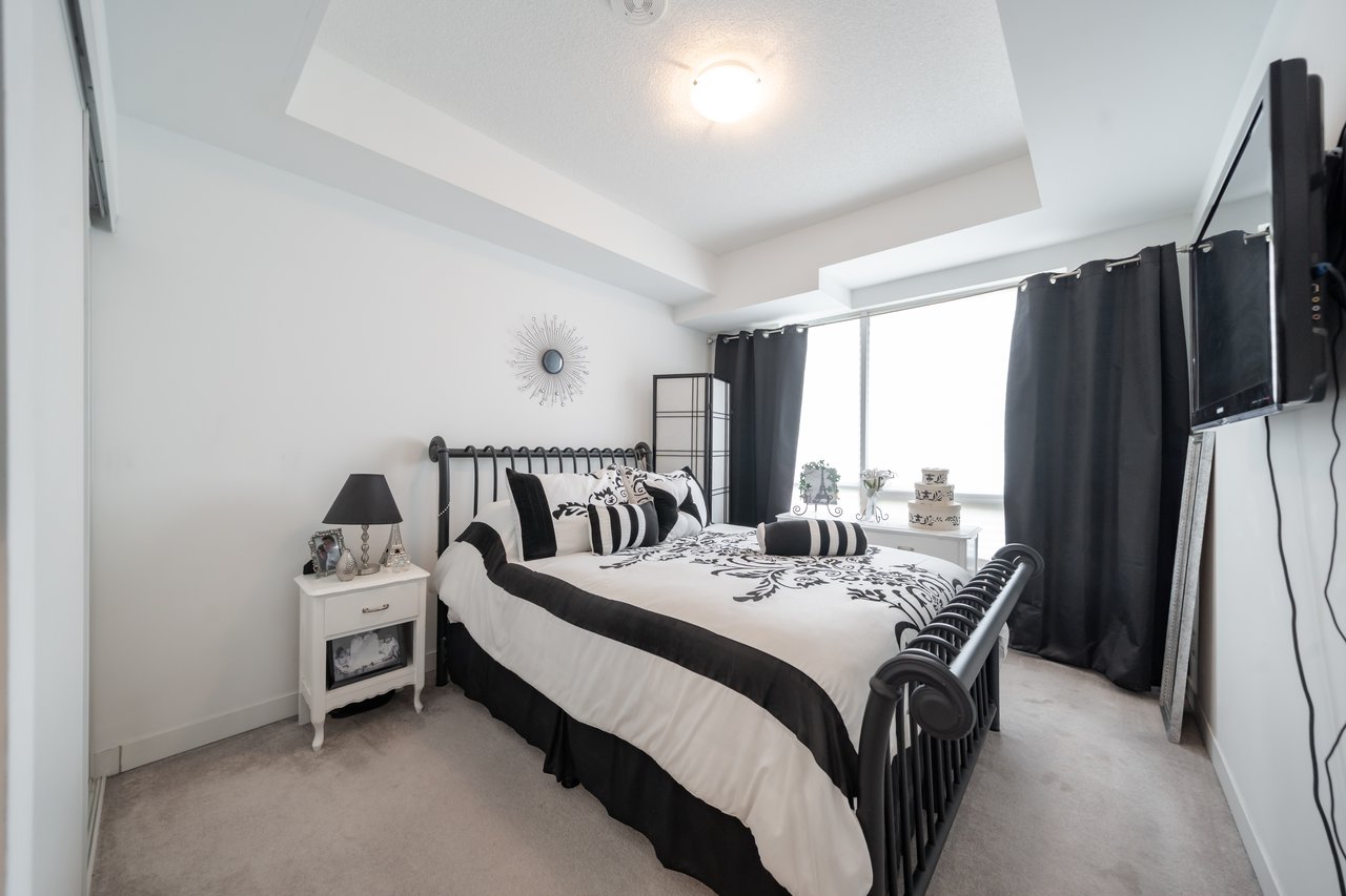 840 Queens Plate Dr 704