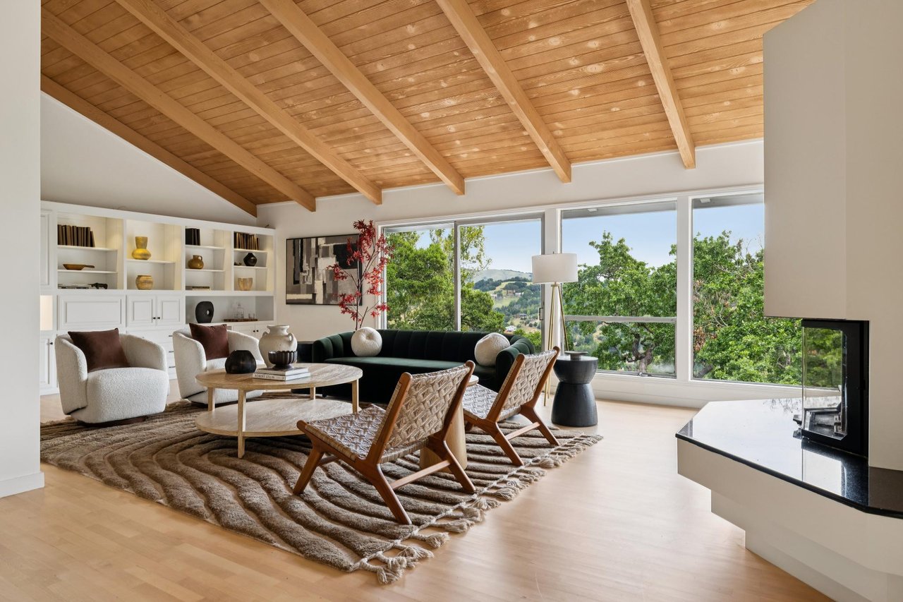 290 Stuyvesant Drive