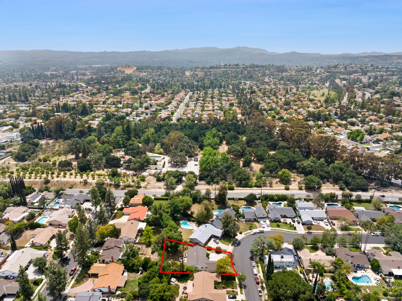 8326 Fable Ave, West Hills 
