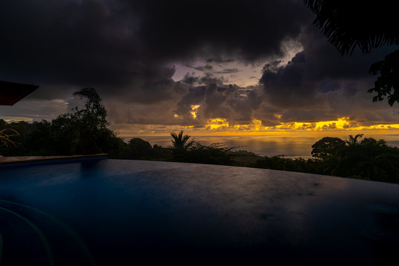 Castillo Puesta del Sol, Escalares - 