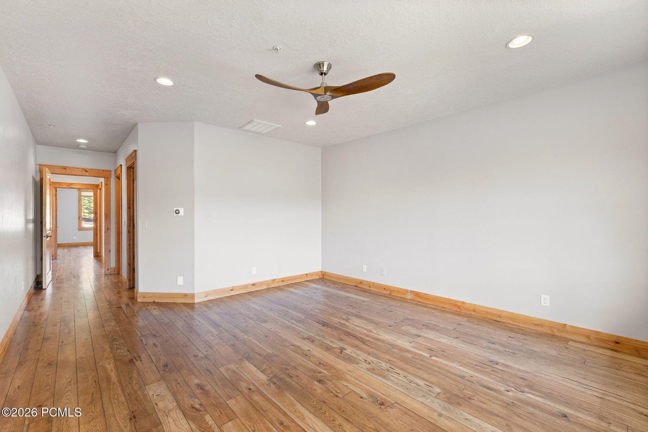 1215 Silver Oak Court 4