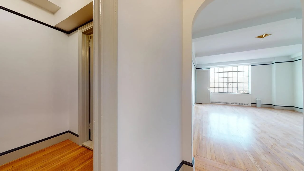 1 Christopher St, #12F