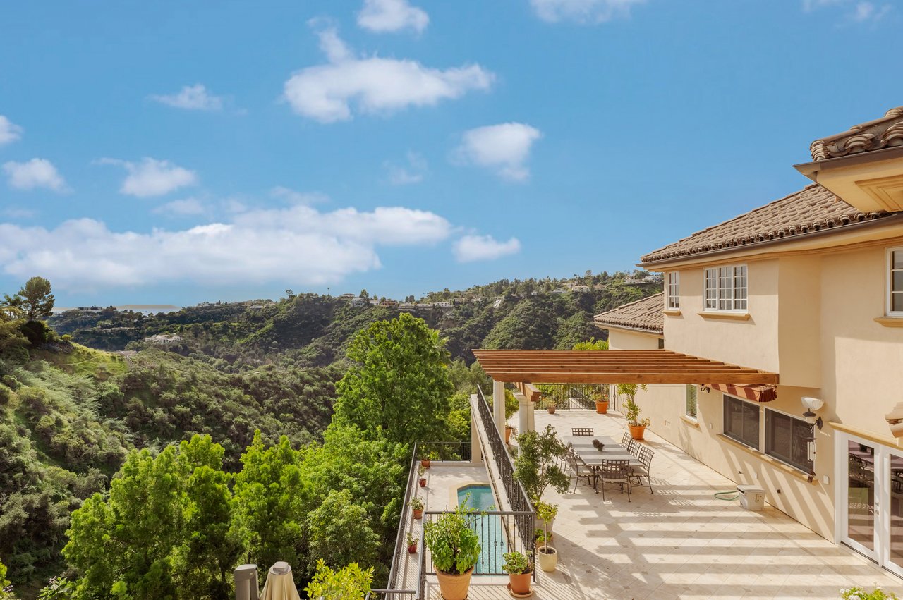 1922 Bel Air Rd