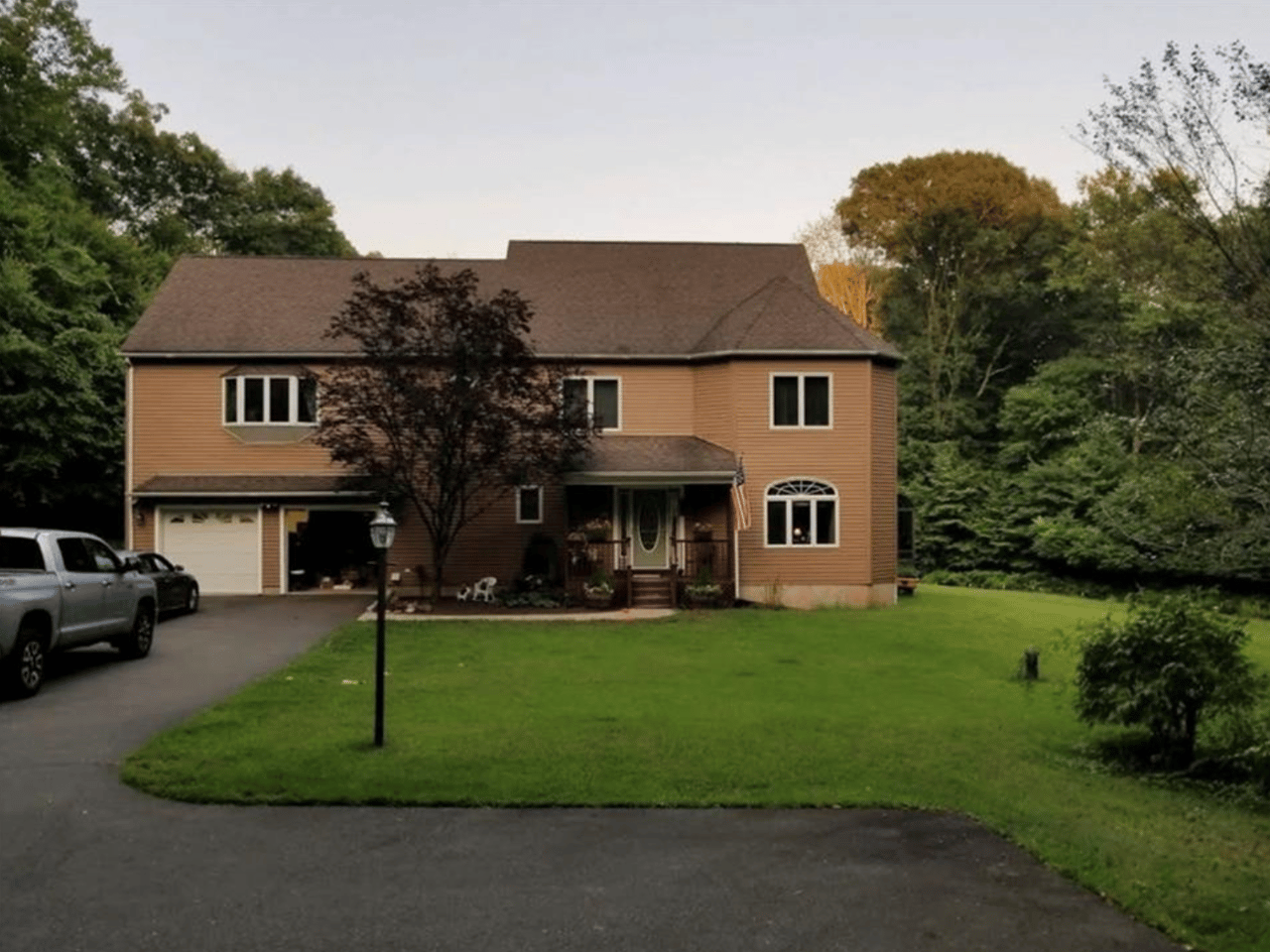 10 Ridgetop Ln