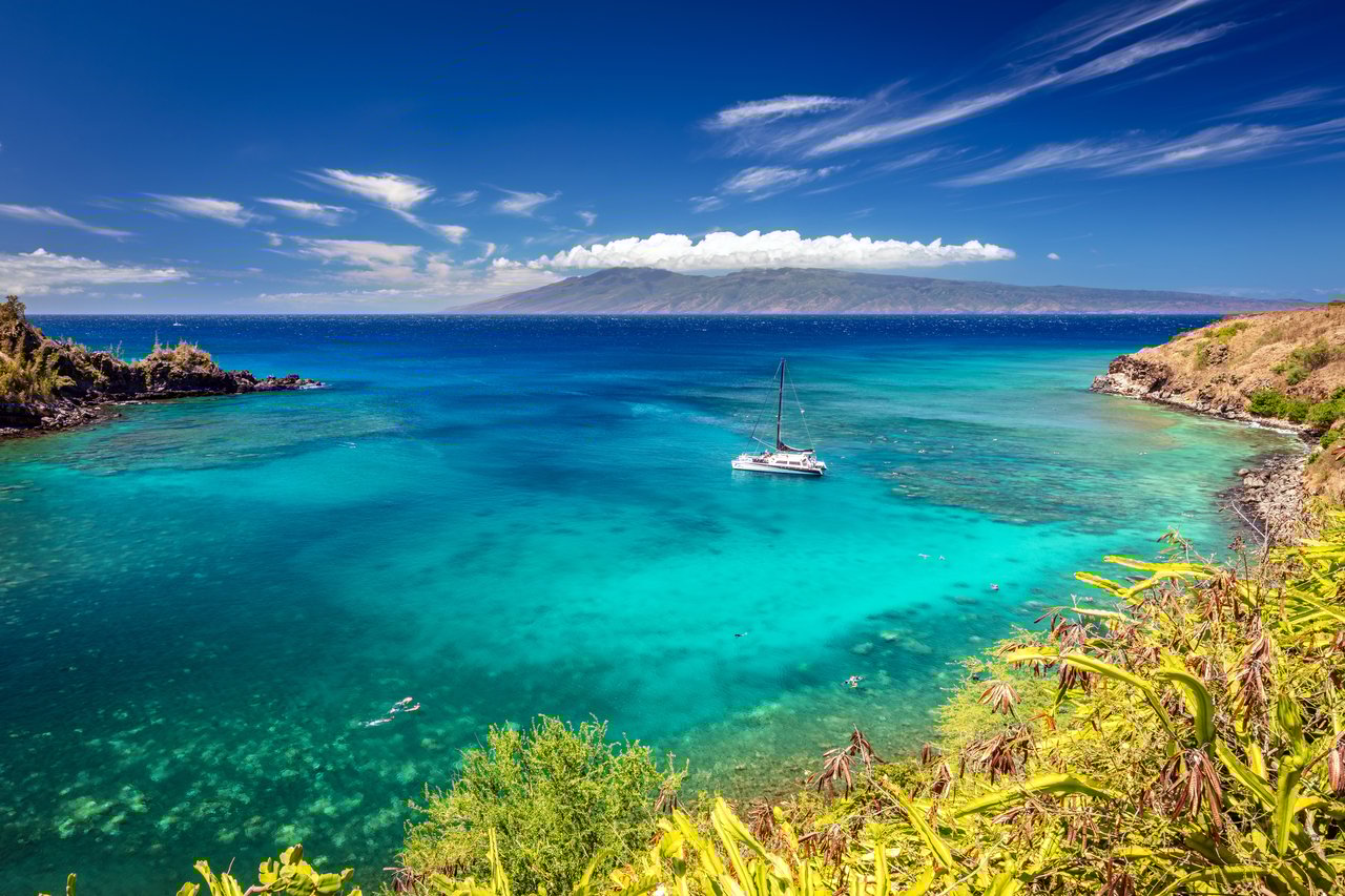 The Ultimate Guide to Private Yacht and Catamaran Charters in Maui