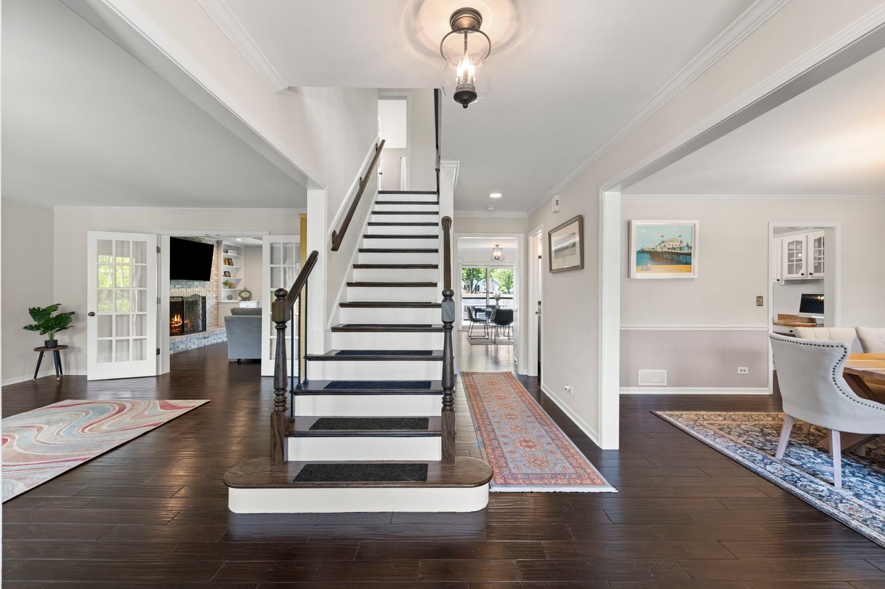 2689 Fox River Ln