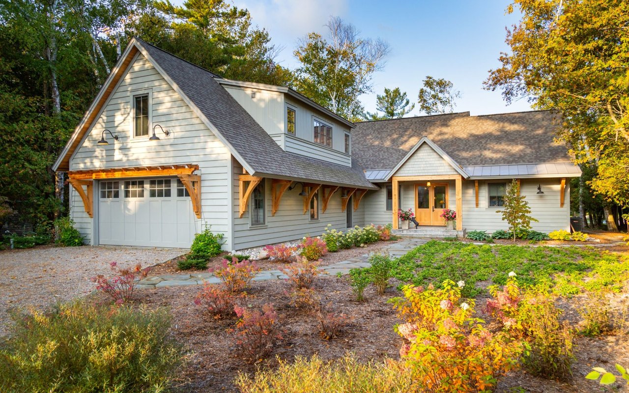 Amazing Northern Michigan Homes: Secluded Home, Boathouse and Private Dock on Leland River