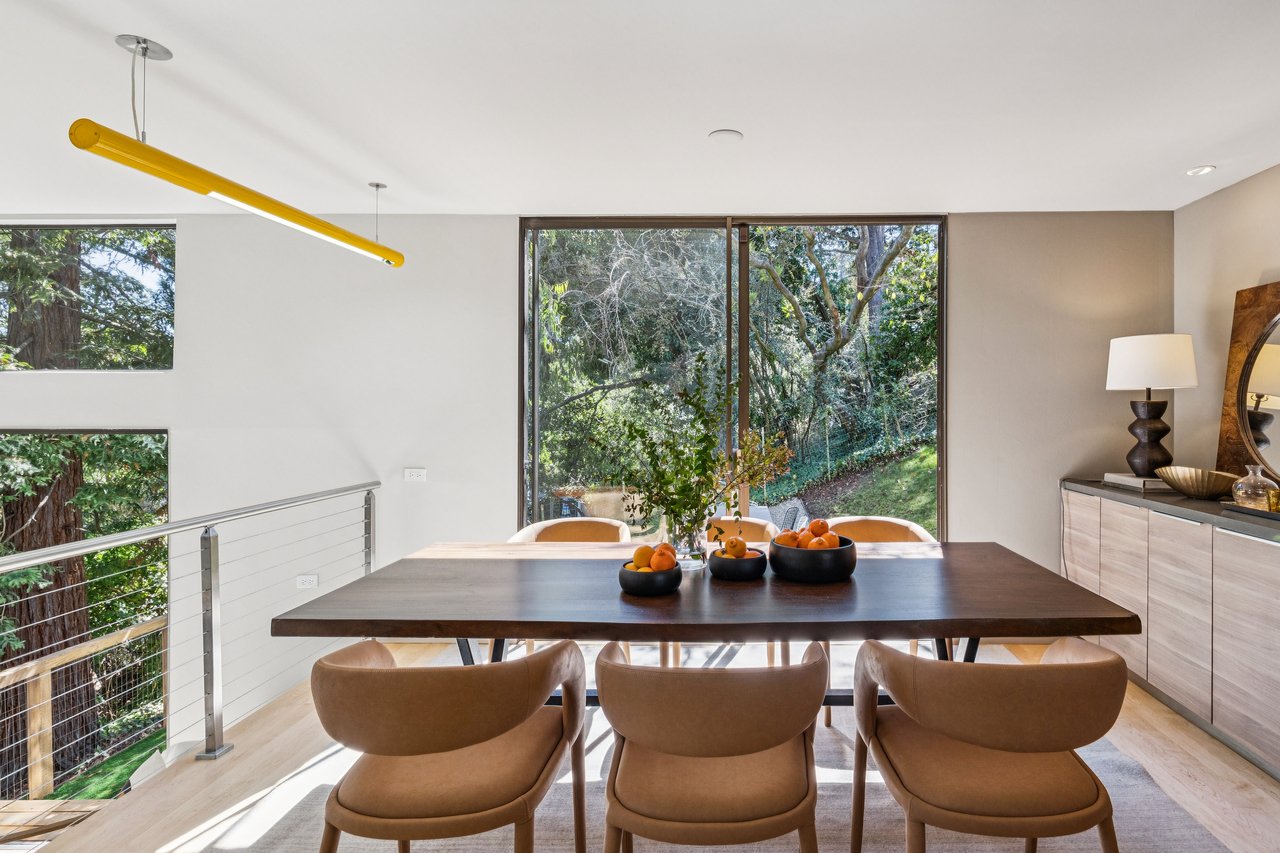 Contemporary Berkeley Hills Treehouse