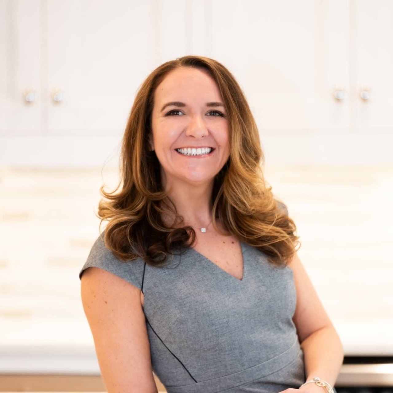 Sari Eidelkind Cold Spring Harbor, NY Real Estate Agent Headshot