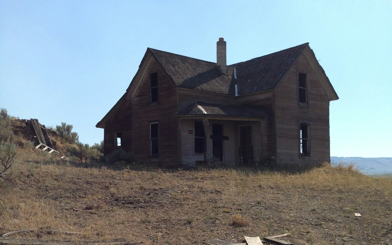 The Pros and Cons of Buying a Fixer-Upper in Westfield