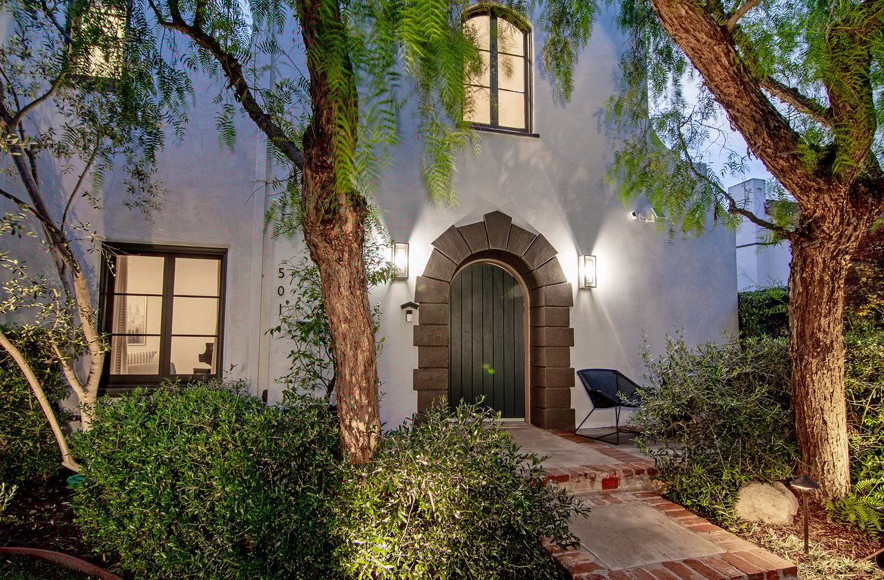 501 N Cahuenga Blvd.