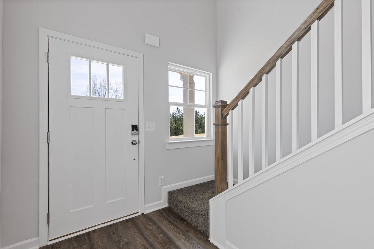 693 Shoals Trl
