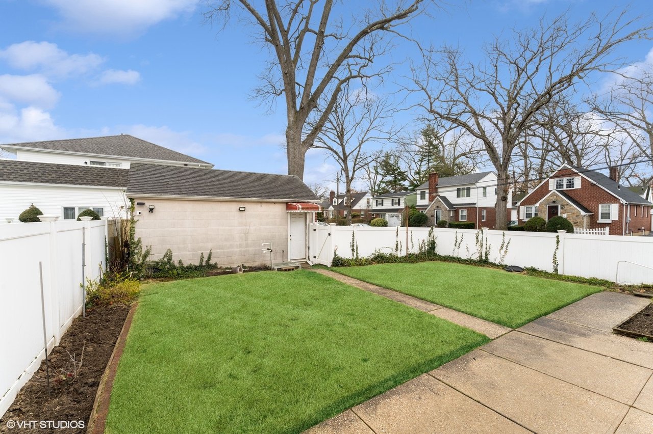 175 Emerson Place