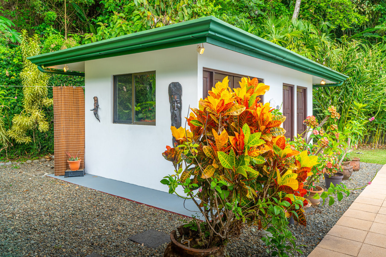 Front Ridge Ocean View Casa Mono Titi – Tres Rios, Costa Rica