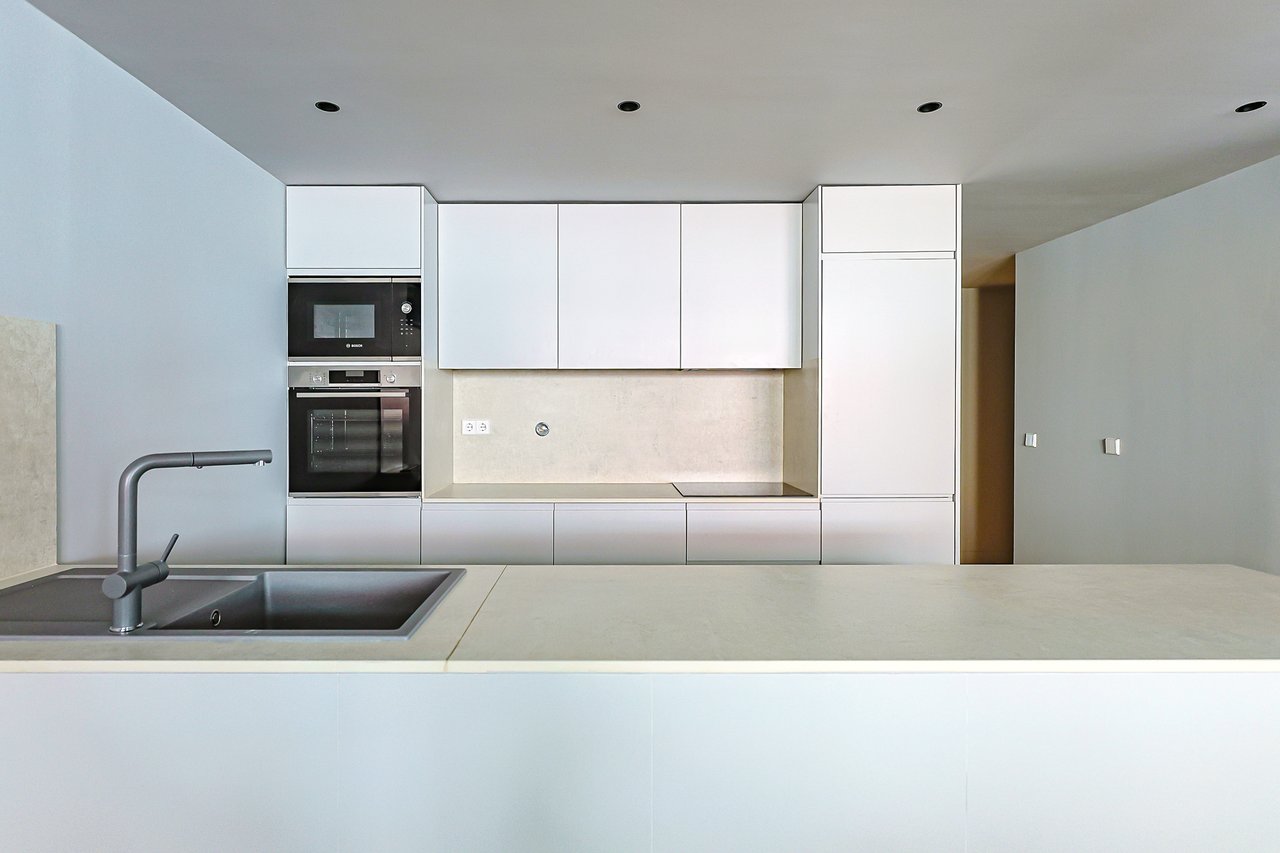 Stylish 2-Bedroom Apartment in the Heart of Lisbon with Exceptional Amenities