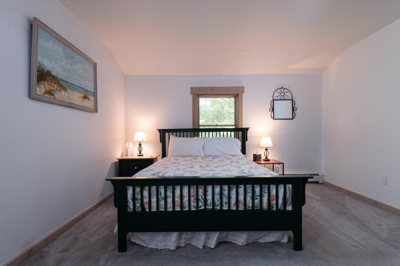 7 Carpenters Point Rd