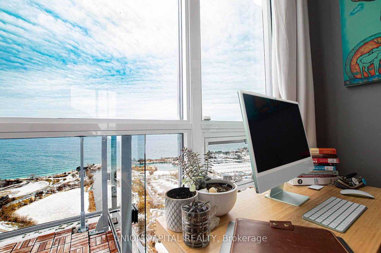 HUMBER BAY PENTHOUSE 