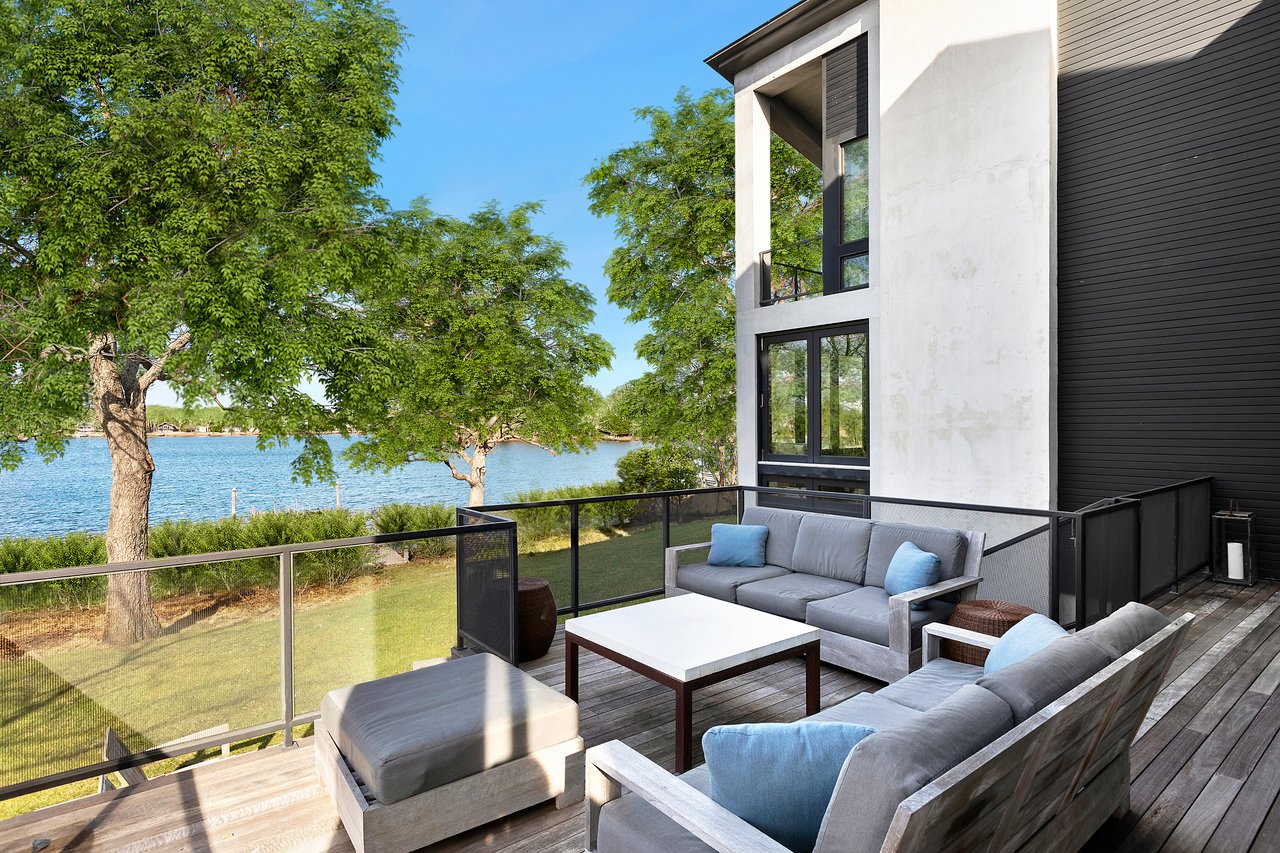 55 Bluff Point Road
