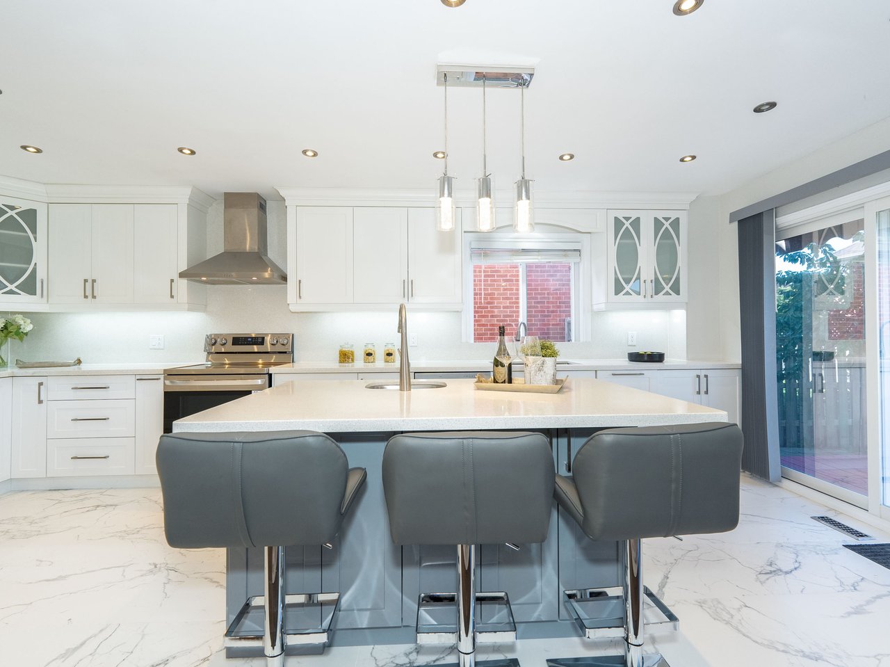 39 Kew Gdns