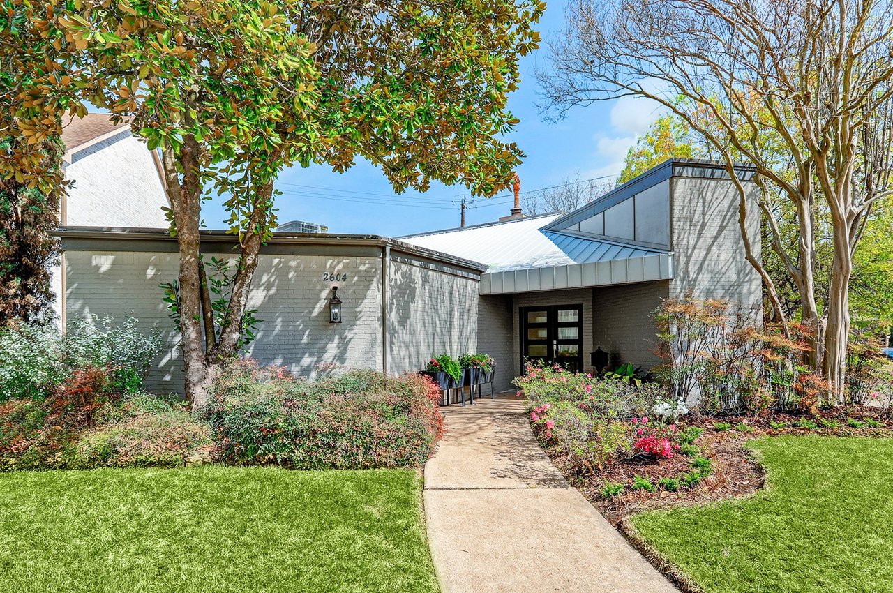 2604 Talbott St