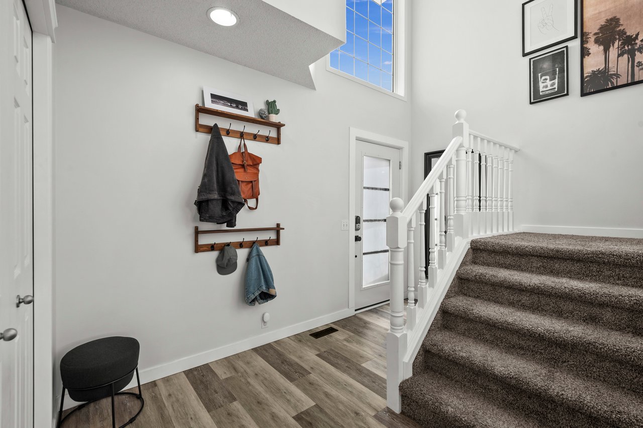 218 Coville Circle NE