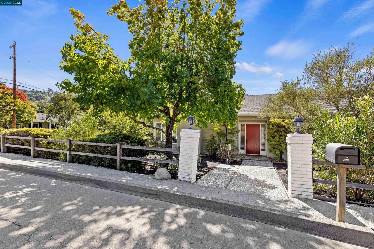 58 Orchard Rd