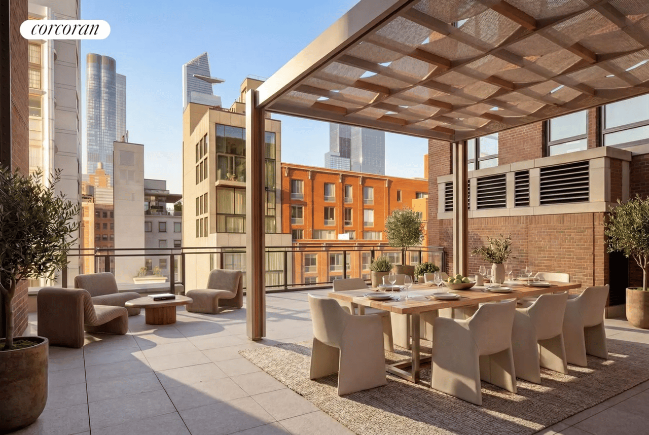 555 West 22nd Street, 11AW