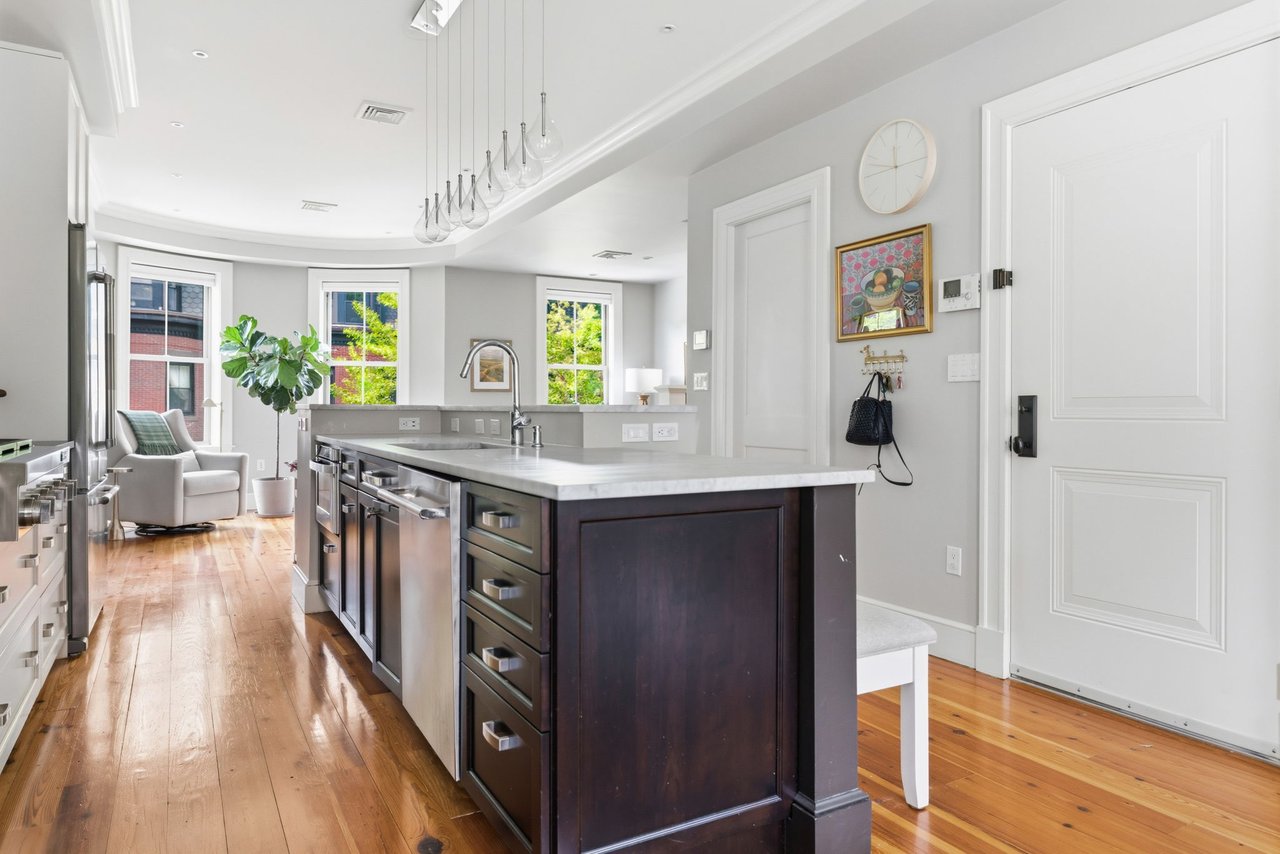 98 E Brookline St #2