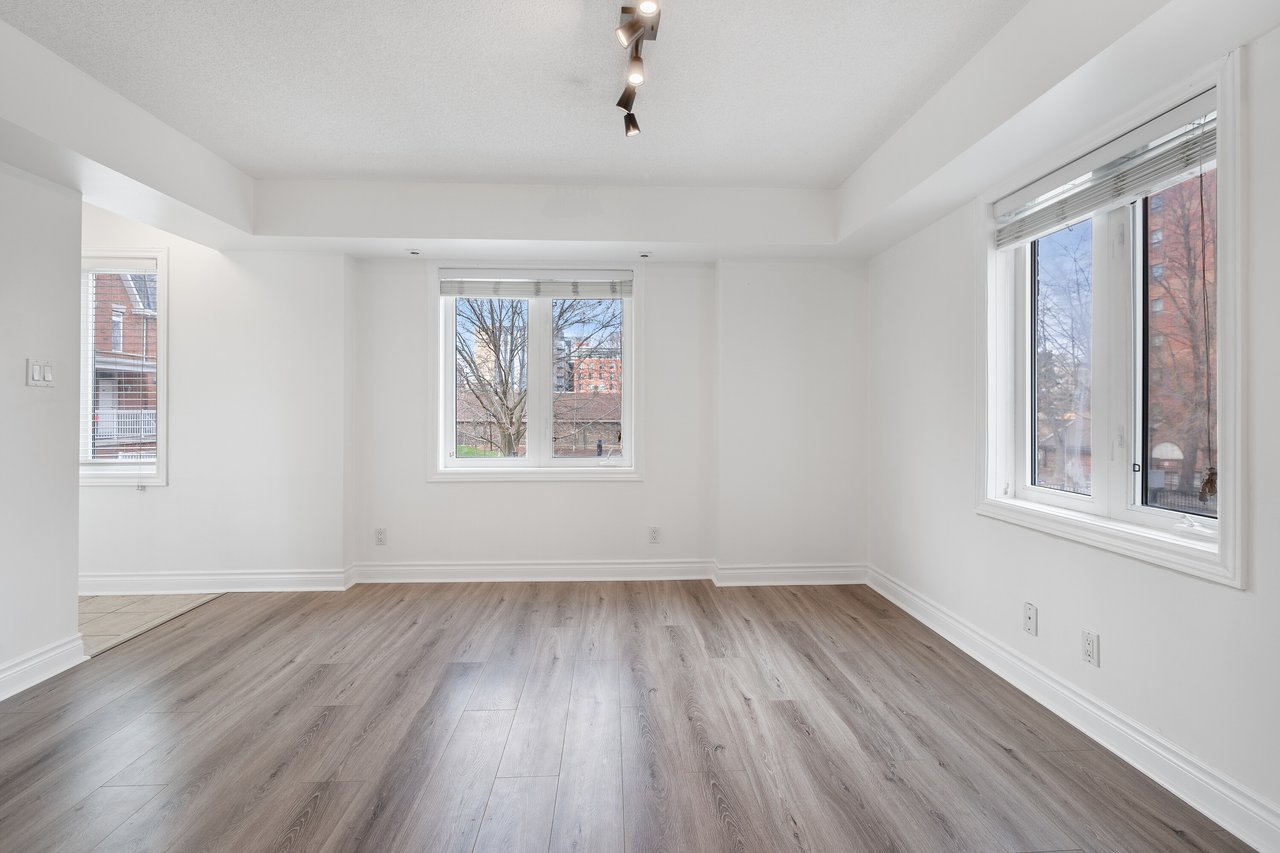 12 Sudbury St #802
