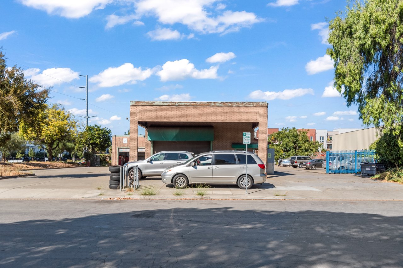 6,260 SF Auto Body Owner User Opportunity