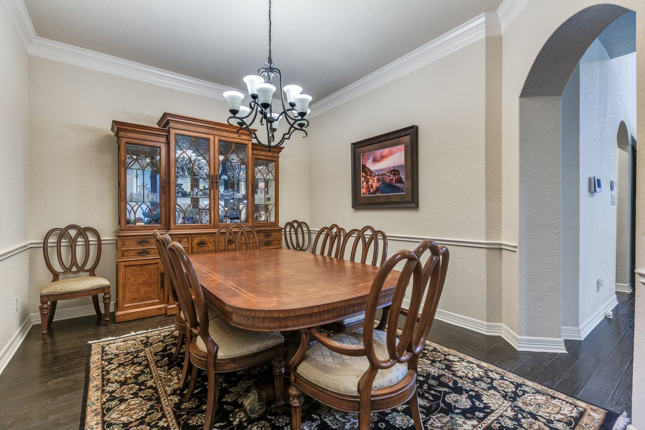 2319 Dunmore Hill