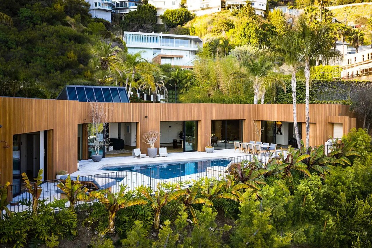 1883 Rising Glen Rd, Sunset Strip