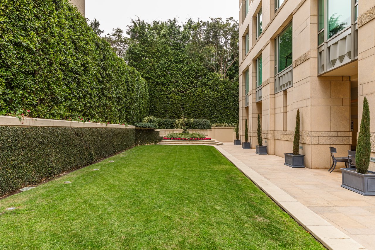 10727 Wilshire Blvd Unit: 1805, Wilshire Corridor