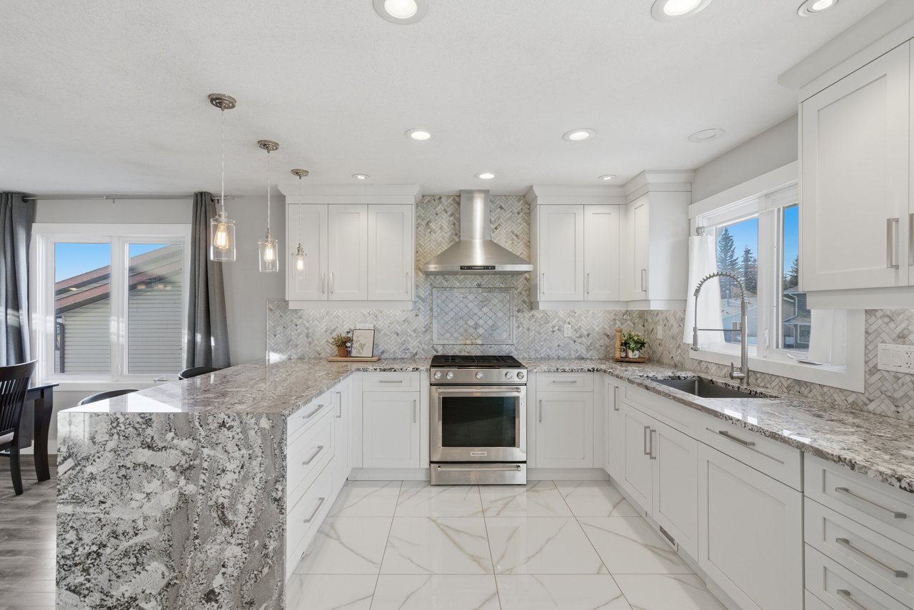 88 Woodfield Crescent SW