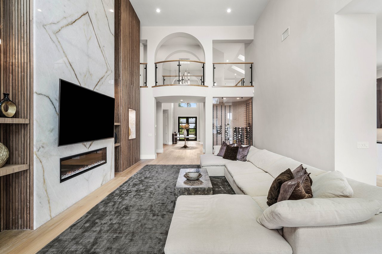 5812 Waterford 