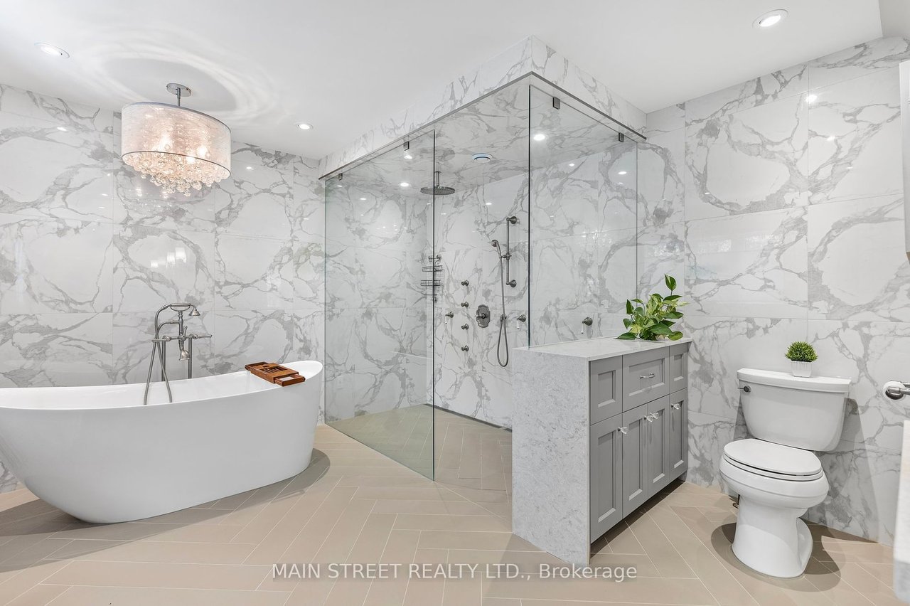 120 Willow Farm Lane, Aurora