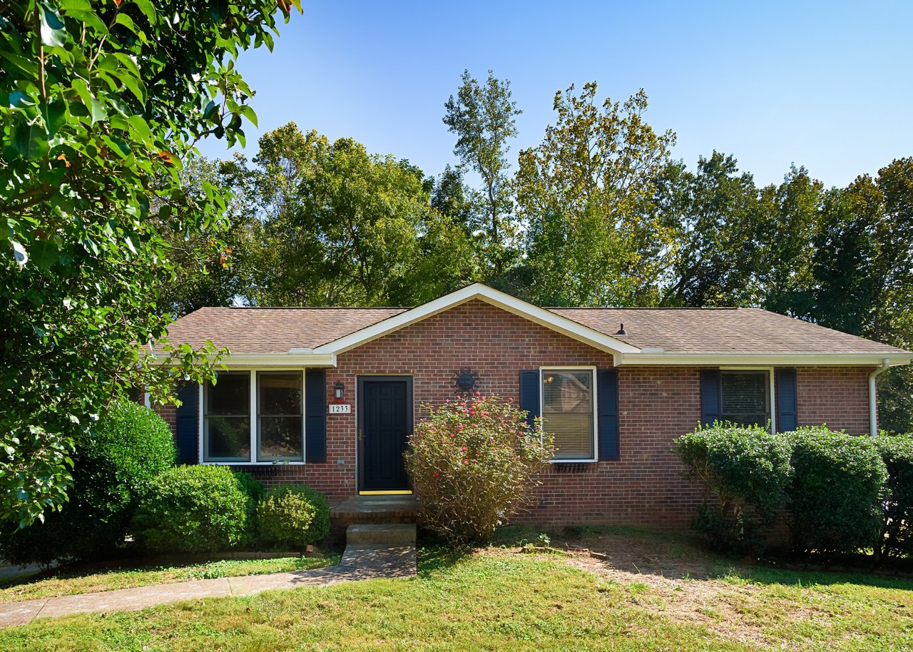 1233 Cottonwood Dr
