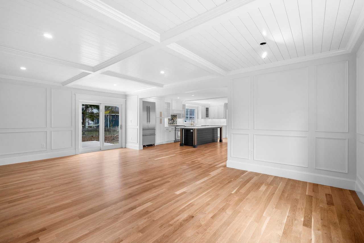 36 Rockaway Ave