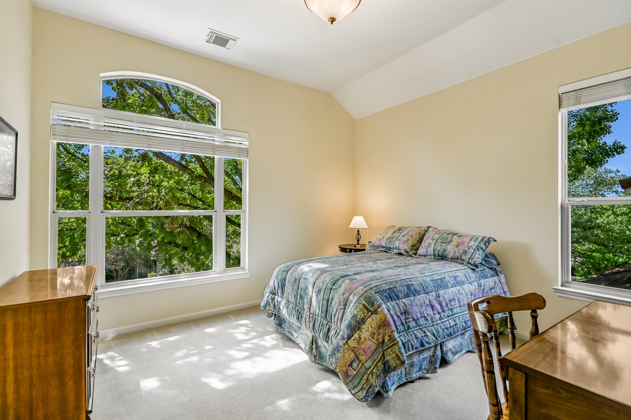 6433 Tasajillo Trail