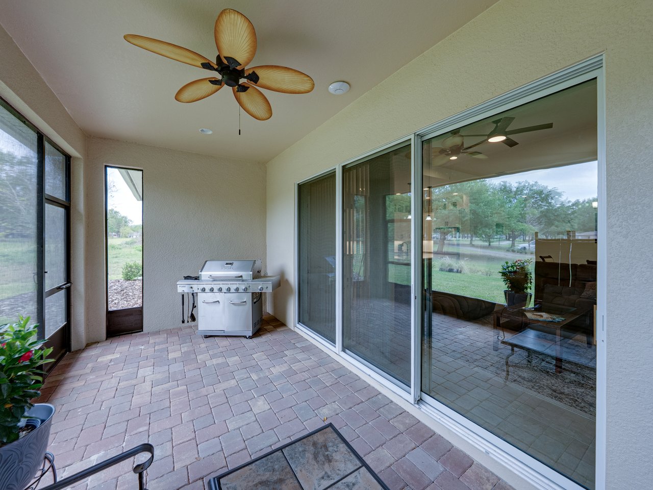 14198 THOROUGHBRED DR