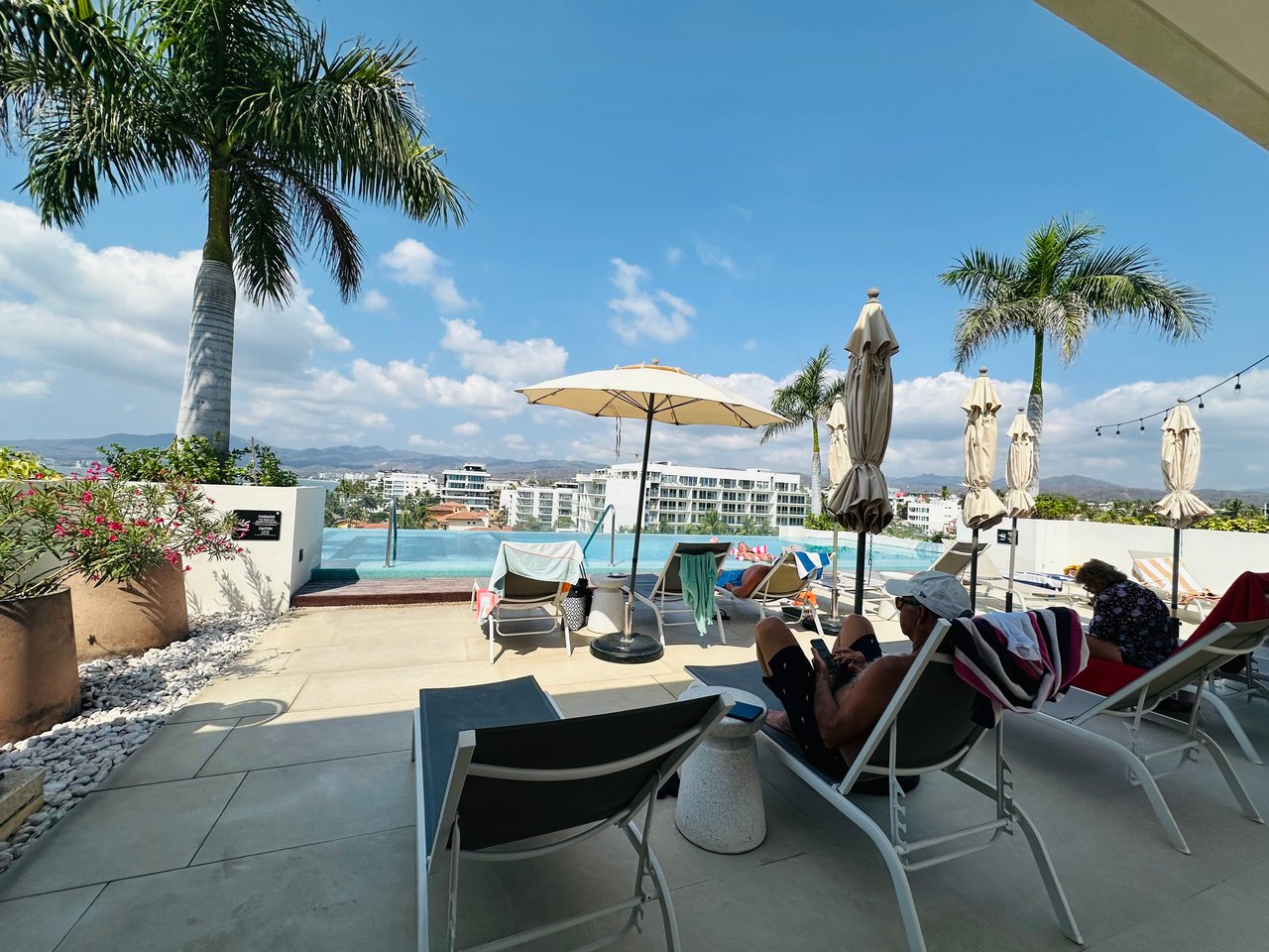 🌊 FOR RENT - Pavilion - 2 Bed Ocean Views - Check-In to the Extraoardinary!