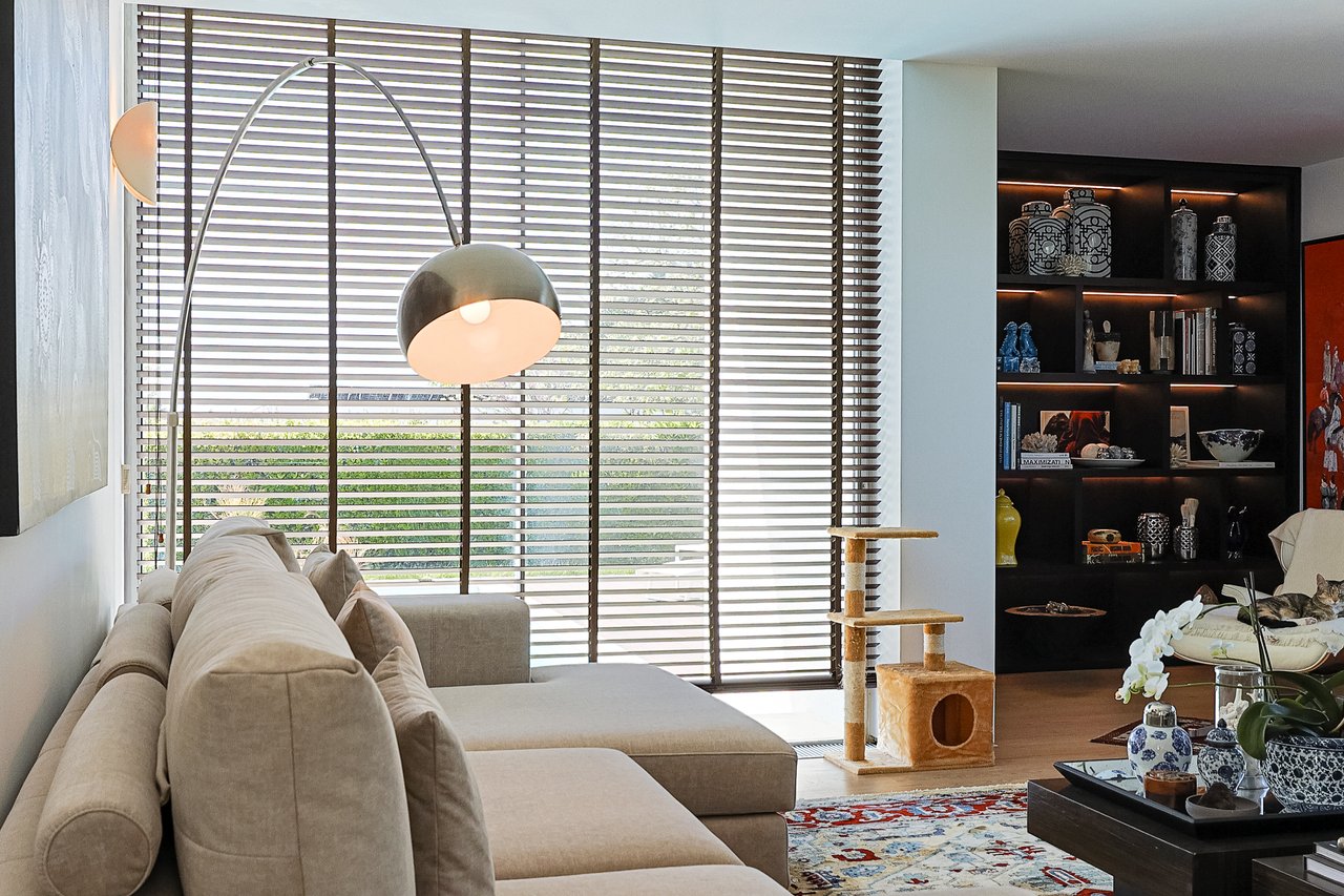 “The Green Villa” – Elegant Luxury Villa with Pool in Carnaxide, Oeiras