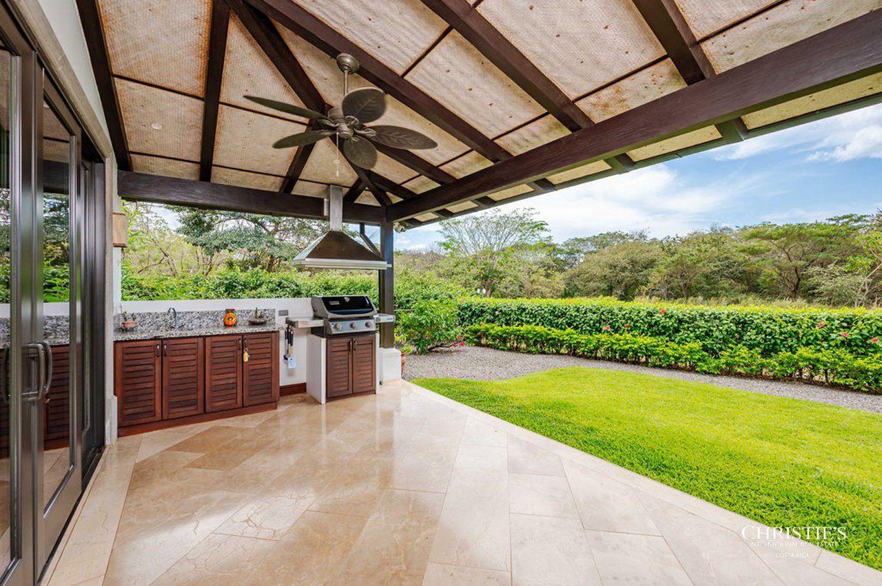 Casa Buena Vista | Timeless Elegance in Hacienda Pinilla 
