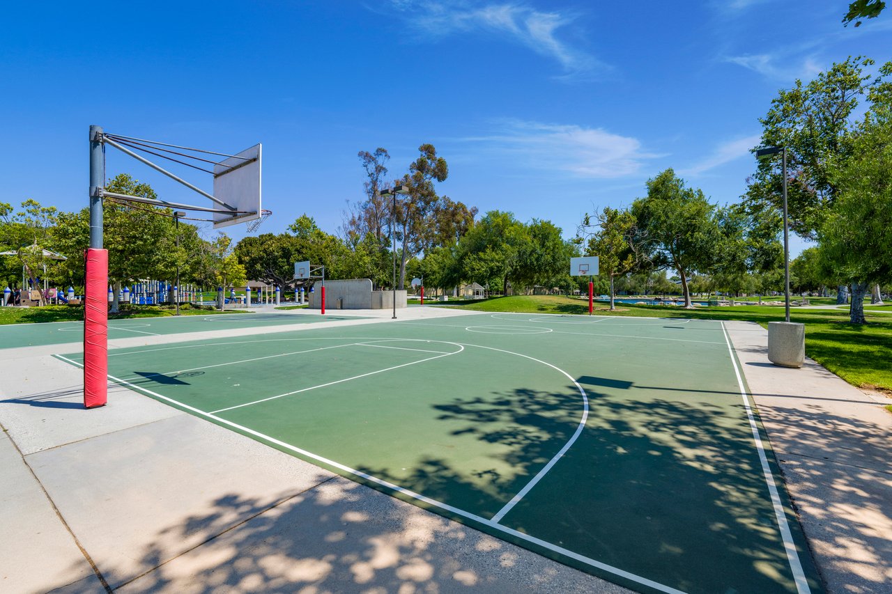 20 Sacramento, Irvine, CA 92604