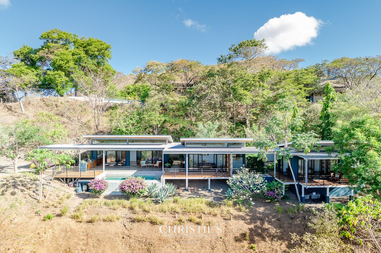 Bohemian-Style Home with Ocean Views in Las Ventanas