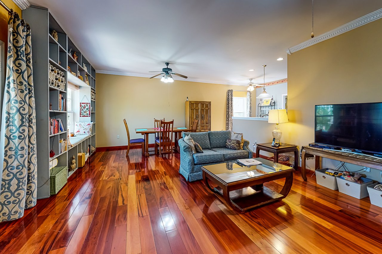 1771 Rhine Place
