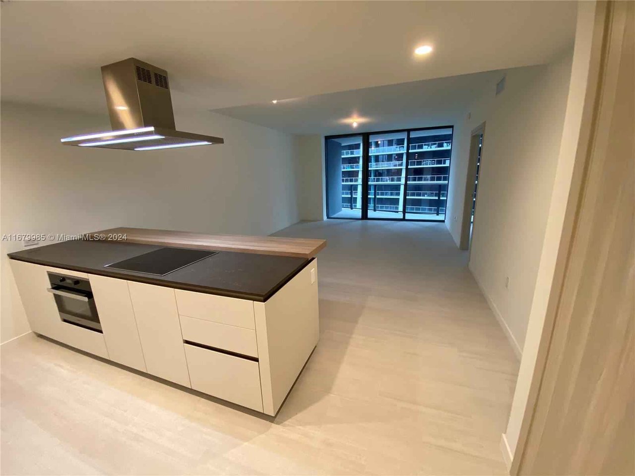 1000 Brickell Plaza Unit 2907