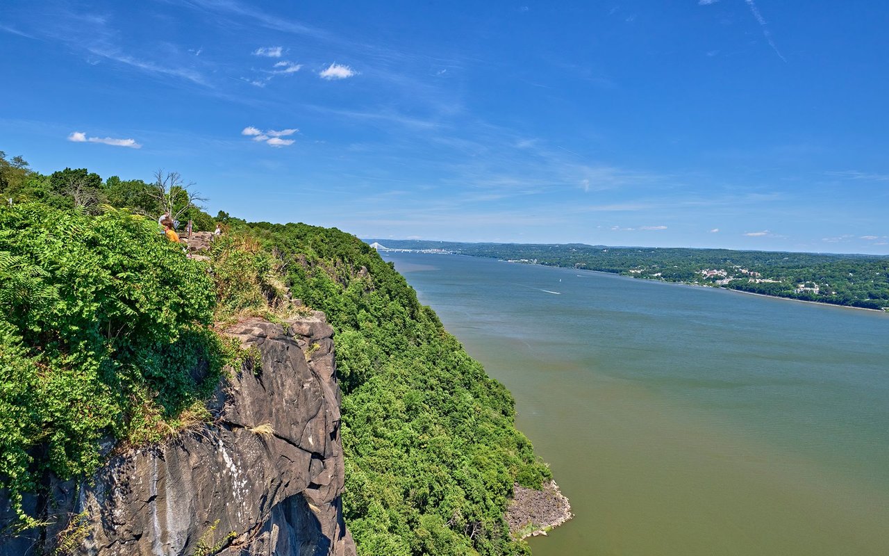 Englewood Cliffs