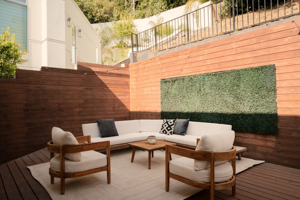 3763 Prestwick Dr, los feliz