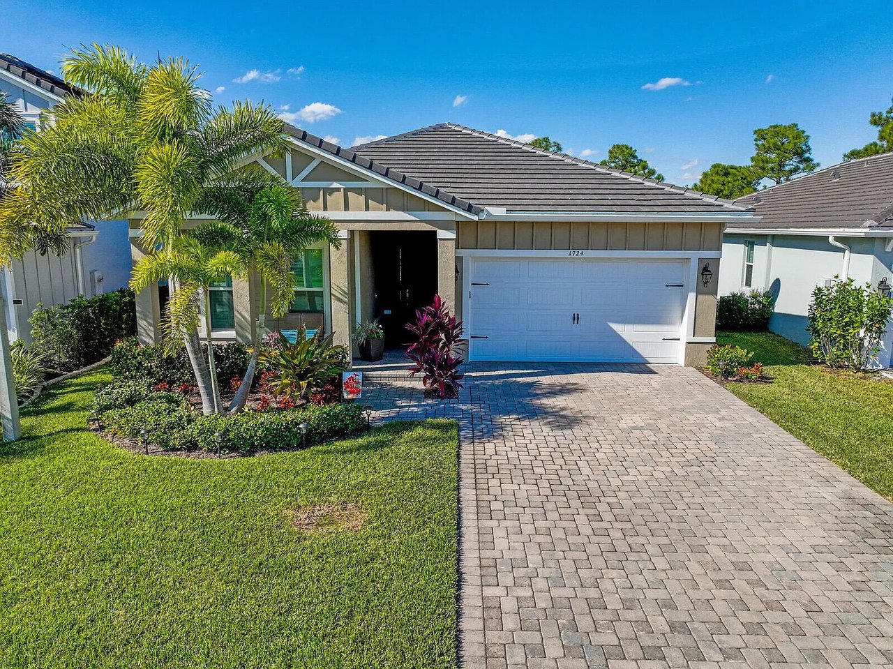 4724 SW Briarwood Ct